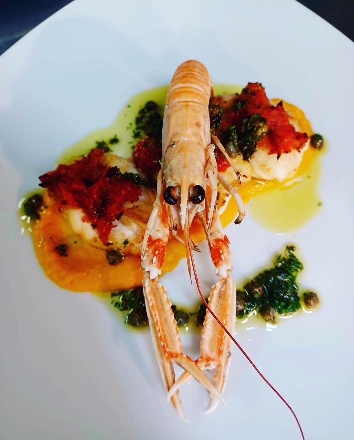 Ashes Seafood Restaurant Accommodation Дингъл Екстериор снимка